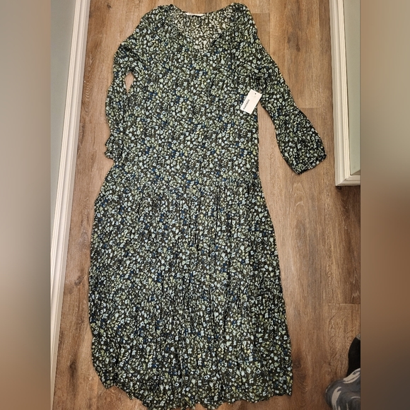 Sonoma Tiered Long Maxi Dress Size Large Olive green & Blue Floral - Picture 4 of 10